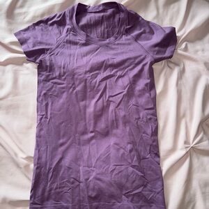 Lululemon swiftly tech short sleeve